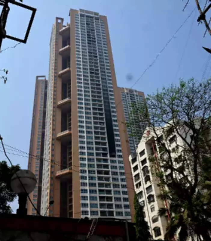 Major Fire Erupts in Mumbai High-Rise, Swift Response Prevents Injuries