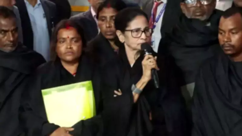 Mamata Banerjee Meets CEC, Alleges Electoral Irregularities in West Bengal