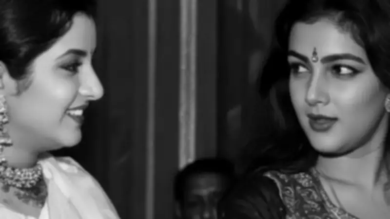 Mamta Kulkarni Honors Divya Bharti on 52nd Birth Anniversary with Rare Photo