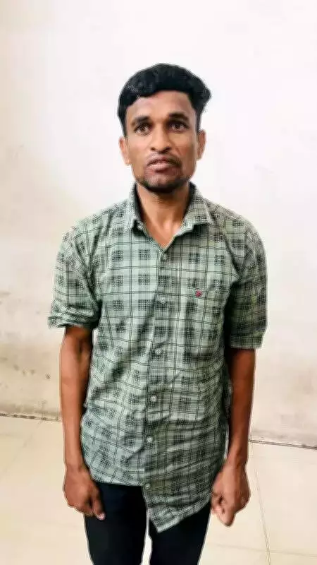 Man Arrested for Impersonating Doctor at AIIMS Raipur Using Forged ID