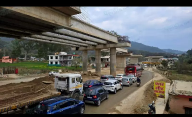 Massive Traffic Jams at Malan on PKot-Mandi Highway Disrupt Commuter Travel