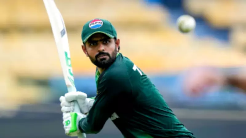 Mike Hesson Clarifies Babar Azam's Role in Pakistan's T20I Team Strategy