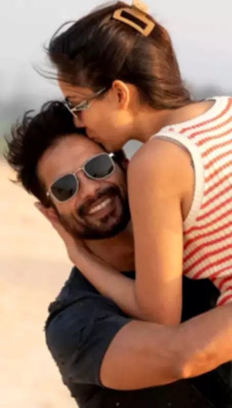 Mira Kapoor Shares Romantic Birthday Tribute to Shahid Kapoor with Intimate Beach Photos