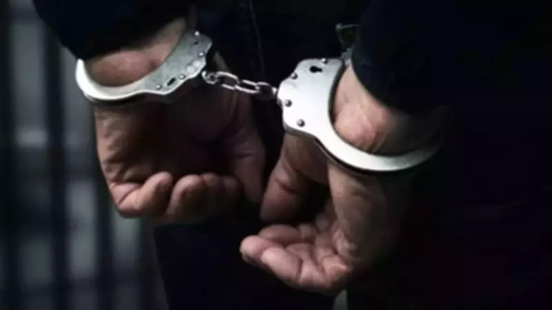 Missouri Traffic Stop Turns Deadly: Two Deputies Killed, Two Injured in Manhunt