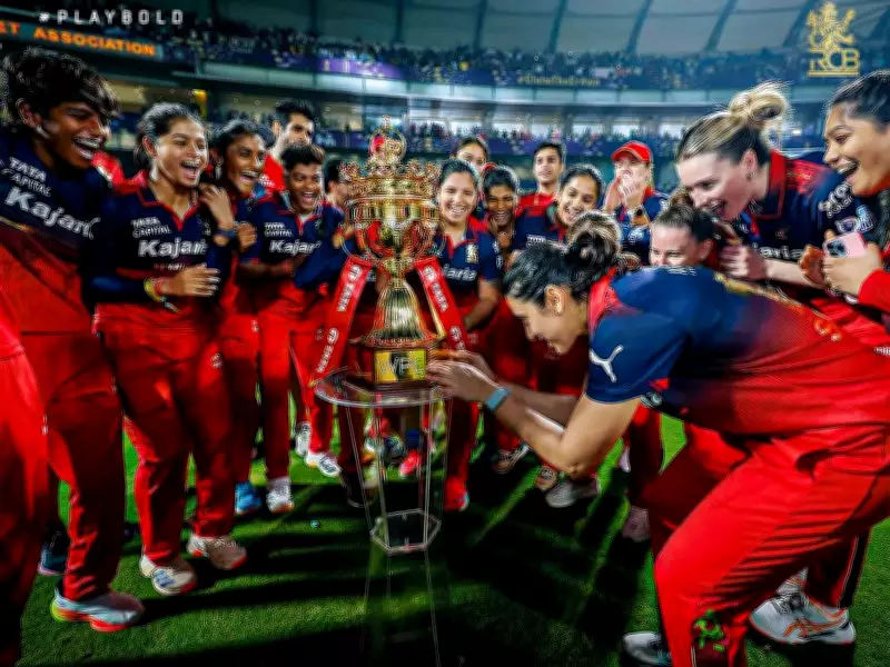 Mithali Raj Lauds Smriti Mandhana's Calm Captaincy After RCB's Second WPL Victory