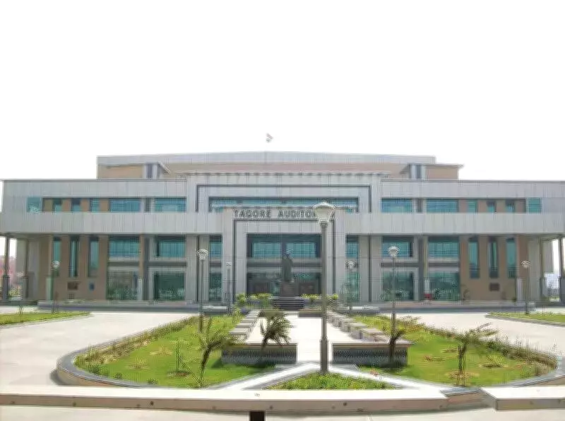 Mixed Farewell for MDU Rohtak VC as Protests Mar Official Ceremony