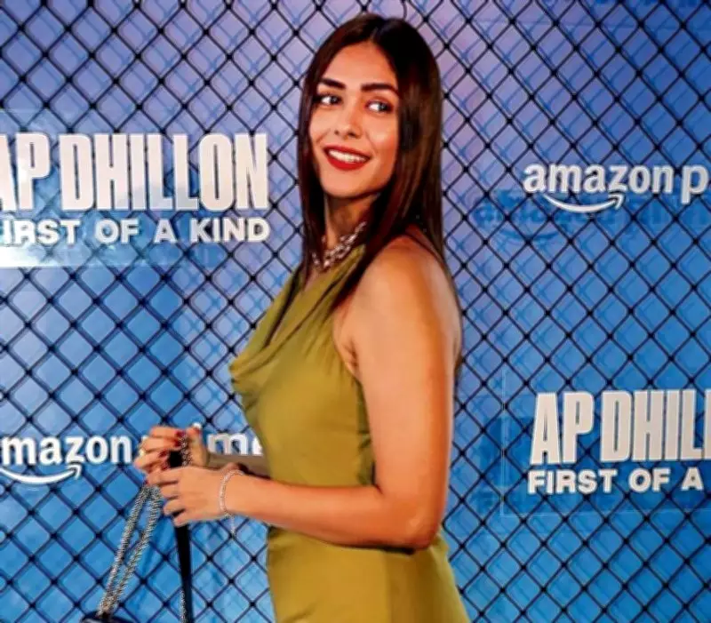 Mrunal Thakur Vows to Continue Balancing Bollywood and South Indian Film Careers