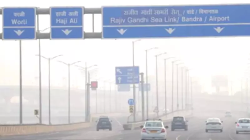 Mumbai Chokes Under Toxic Smog as AQI Soars Past 300 in Multiple Areas