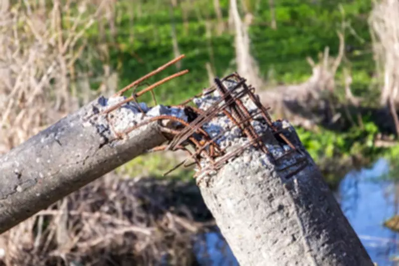 Mumbai Metro Pillar Collapse in Mulund Area Injures Multiple Persons