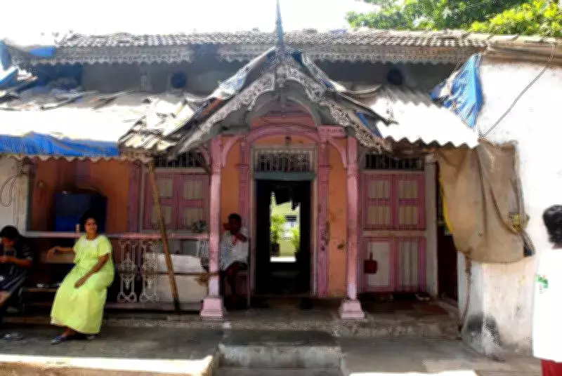 Mumbai's Mahim Koliwada Redevelopment Sparks Heated Legislative Council Debate