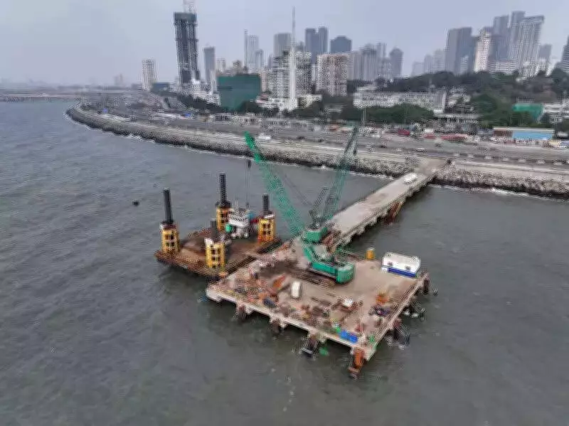 Mumbai's Worli Jetty Helipad Project Attracts Limited Bids from JSW and Raymonds