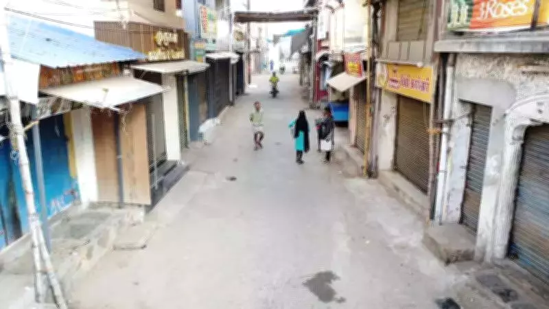 Nagapattinam Shuts Down: Traders Protest Southern Railway's Neglect of Services