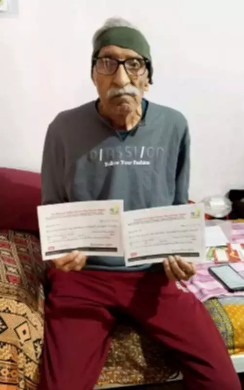 Nagpur: Army Veteran Major Hemant Jakate Donates ₹7.5 Lakh Pension Savings to Rural Trust