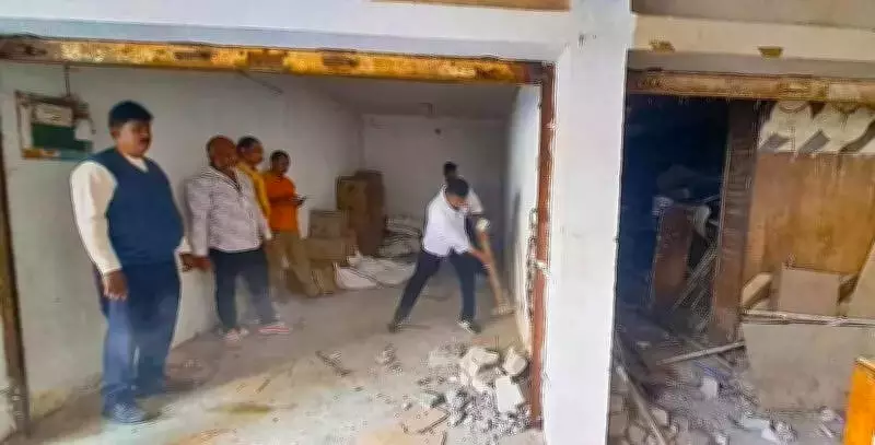 Nagpur High Court Grants 1-Day Stay on NMC's Eviction Notice for Sadar Shopkeepers