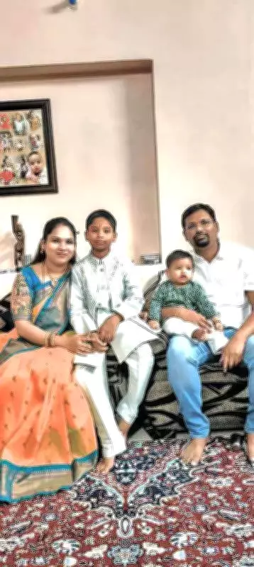 Nagpur Woman Appeals to CM Fadnavis Over Husband's Detention in Mali Jail