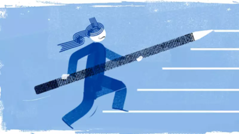 Naseeruddin Shah Criticizes Mumbai University Over Disinvitation from Urdu Event