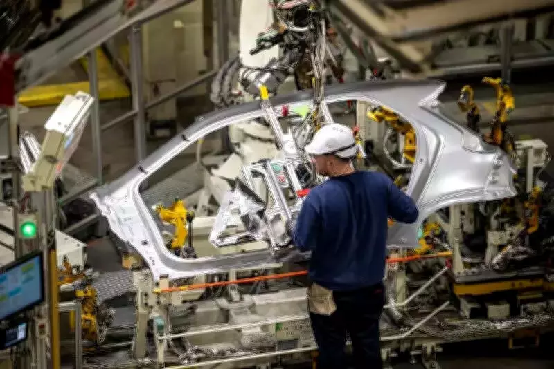 Nashik MP Warns India-EU Trade Deal Could Harm Wine & Auto Industries