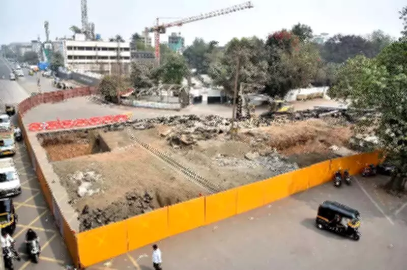 Nashik's Dwarka Grade Separator Construction Forces Total Road Closure, Traffic Diverted