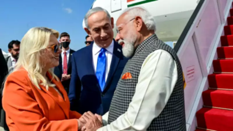 Netanyahu Credits Indian Restaurant for Memorable First Date with Wife Sara