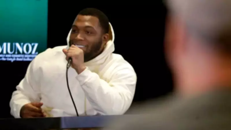 NFL Star Kenny Clark Mourns Father's Death After Brief Reunion Post-Prison