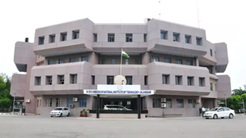 NIT Jalandhar Medical Officer's LED Scalpel Handle Gets UK Design Registration