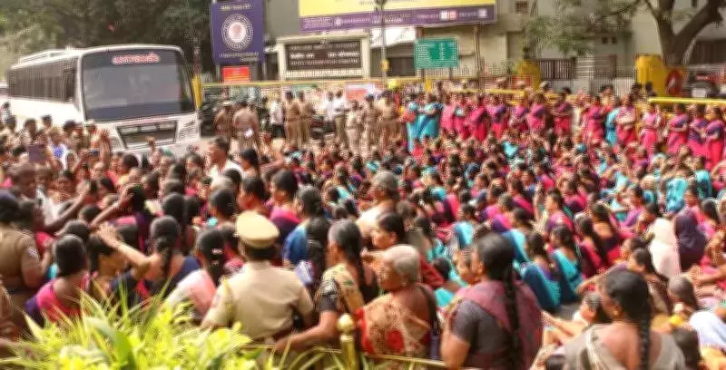 Over 1,000 Anganwadi and Noon-Meal Workers Detained in Coimbatore Protest