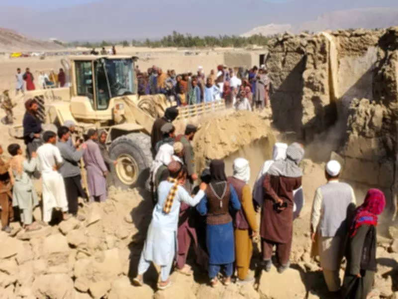 Pakistan Airstrikes Kill Over 80 in Afghanistan, Escalating Regional Tensions