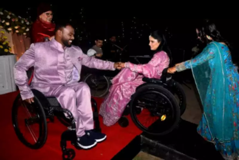 Para Athletes Kumaresan & Vivekha Marry at Chandigarh Rehabilitation Center