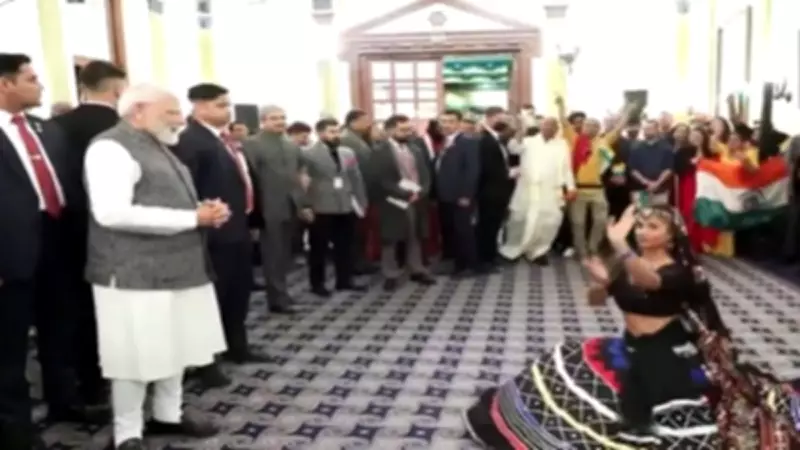 PM Modi Enjoys Cultural Performances and Engages with Indian Diaspora in Tel Aviv