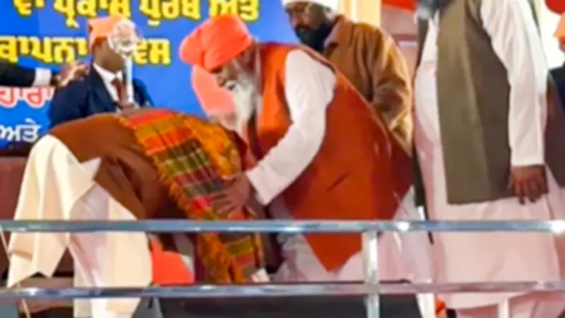 PM Modi Links Viksit Bharat to Guru Ravidas' Philosophy at Punjab Dera Visit