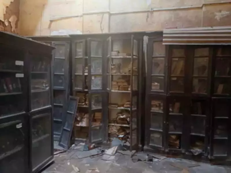 Prayagraj's Historic Azad Library Faces Ruin from Leaking Roof and Neglect
