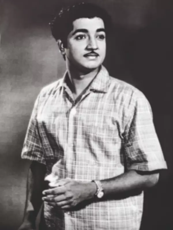 Prem Nazir's Forgotten Tamil Cinema Journey: A Malayalam Star's Southern Sojourn