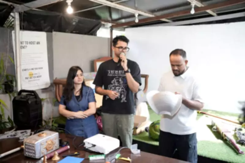 Pune's Cosplay Community Transforms at Comic Con India's 'Cosplay 101' Workshop