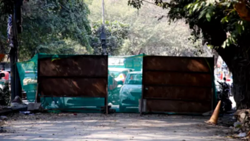 Rahul Gandhi, Kejriwal Slam Delhi Govt as Biker's Death in DJB Pit Sparks Outrage