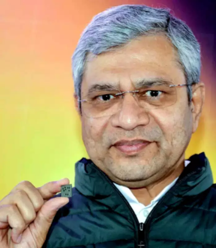 Railway Ministry Halts Kurla-Trombay Slum Demolition After Political Pressure