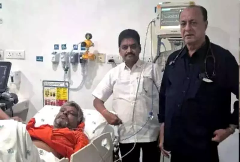 Rajanahalli Seer Suffers Mild Heart Attack in Raichur, Shifted to Hyderabad