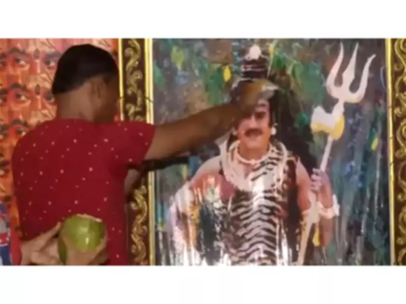 Rajinikanth Fan Builds Home Temple, Performs Shivaratri Puja with Vadais