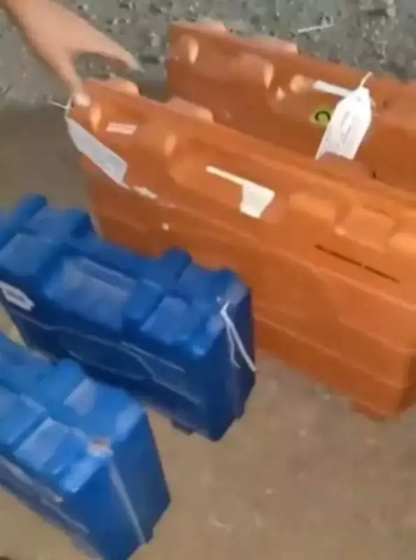 Reserved EVMs Found in Private SUV After Polling in Solapur, Sparking Controversy