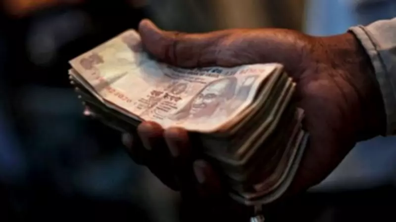 Rupee Gains 6 Paise Against US Dollar in Early Trade, Reaches 90.89