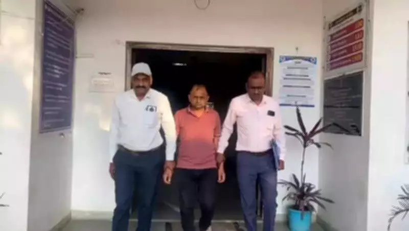 Sabarkantha Police Arrests Kingpin of Major Duplicate Milk Racket in Gujarat