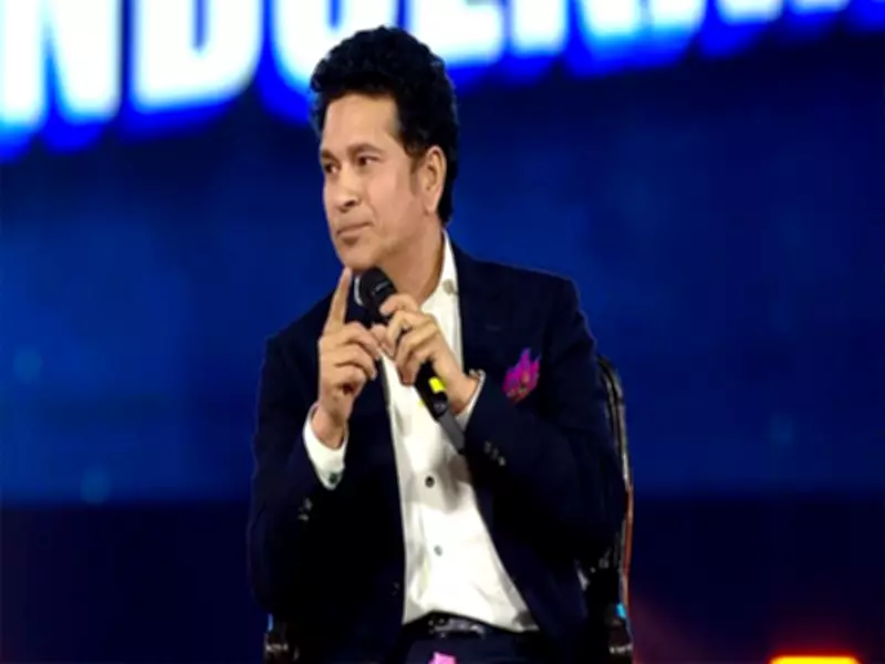 Sachin Tendulkar Motivates Mumbai Team Ahead of Ranji Trophy Quarter-Final vs Karnataka