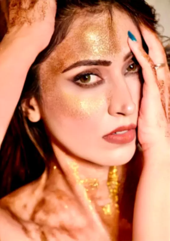 Samaira Sandhu's Glitter Shoot: Fashion Meets Women's Safety Advocacy