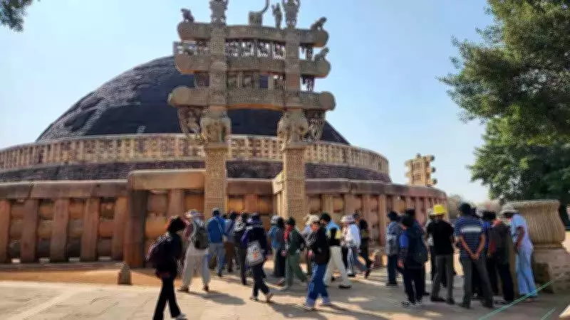 Sanchi's UNESCO Heritage Neglect Continues as Budget 2026 Focuses on Northeast Buddhist Circuits