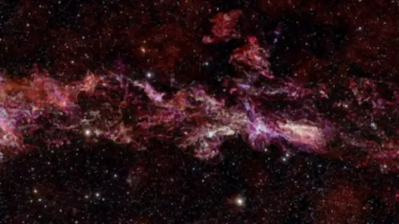 Scientists Discover Vast Cold Gas Web at Milky Way's Galactic Center
