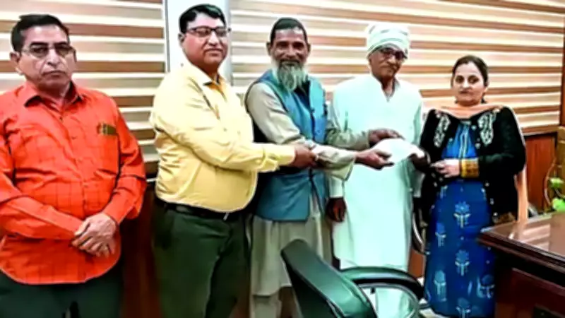 Scrap Dealer Returns Rs 15 Lakh Gold Jewellery to Family in Faridabad