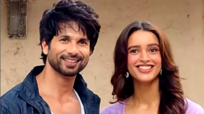 Shahid Kapoor Mobbed by Fans at 'O Romeo' Song Launch in Mumbai