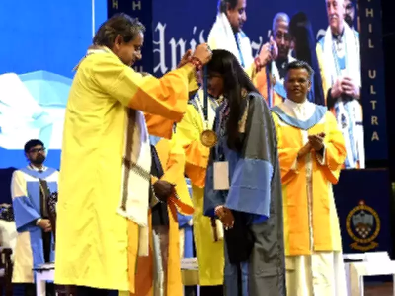 Shashi Tharoor Emphasizes Critical Thinking as Democratic Necessity at St Xavier's Convocation