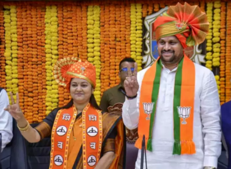 Shiv Sena's Sharmila Pimplolkar Elected Thane Mayor, Fifth Woman to Hold Post