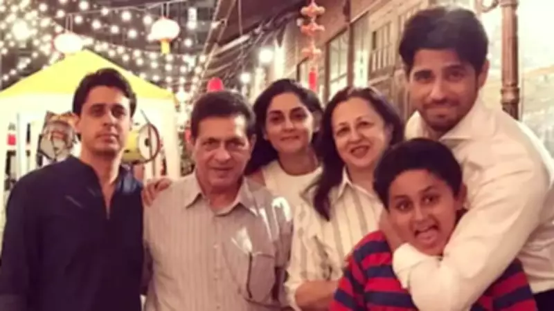 Sidharth Malhotra's Father Sunil Malhotra Passes Away, Funeral Held in Delhi
