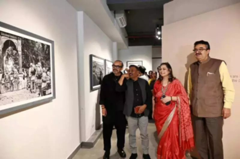 Soul of Kashi Photography Exhibition Opens in Lucknow, Showcases Timeless Varanasi